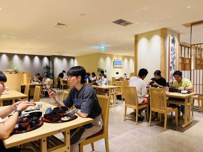あつた蓬莱軒 松坂屋店