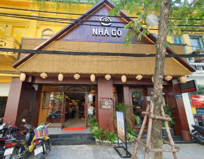 Nhà hàng Nhà Gỗ Việt Đà Nẵng