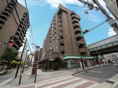 Shinsaibashi ARTY Inn