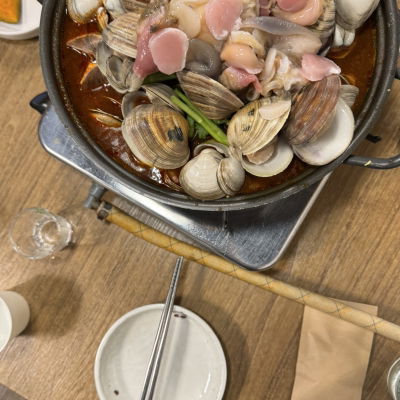 Sowoni-ne Clam Bulgogi & Clam Jeongol