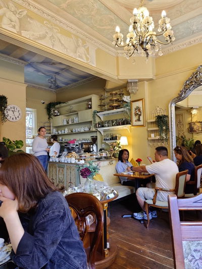 Candella Tea Room