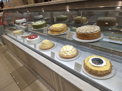HARBS Takeout Shop in Daimaru Umeda