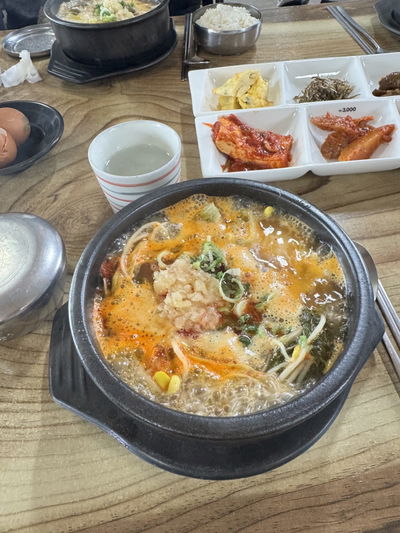 Hong Yeosun Haejangguk
