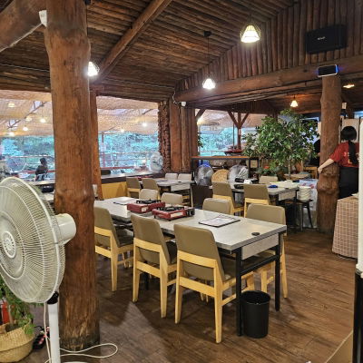 산아래주막 보쌈한상 얼큰보양칼국수 도봉산점