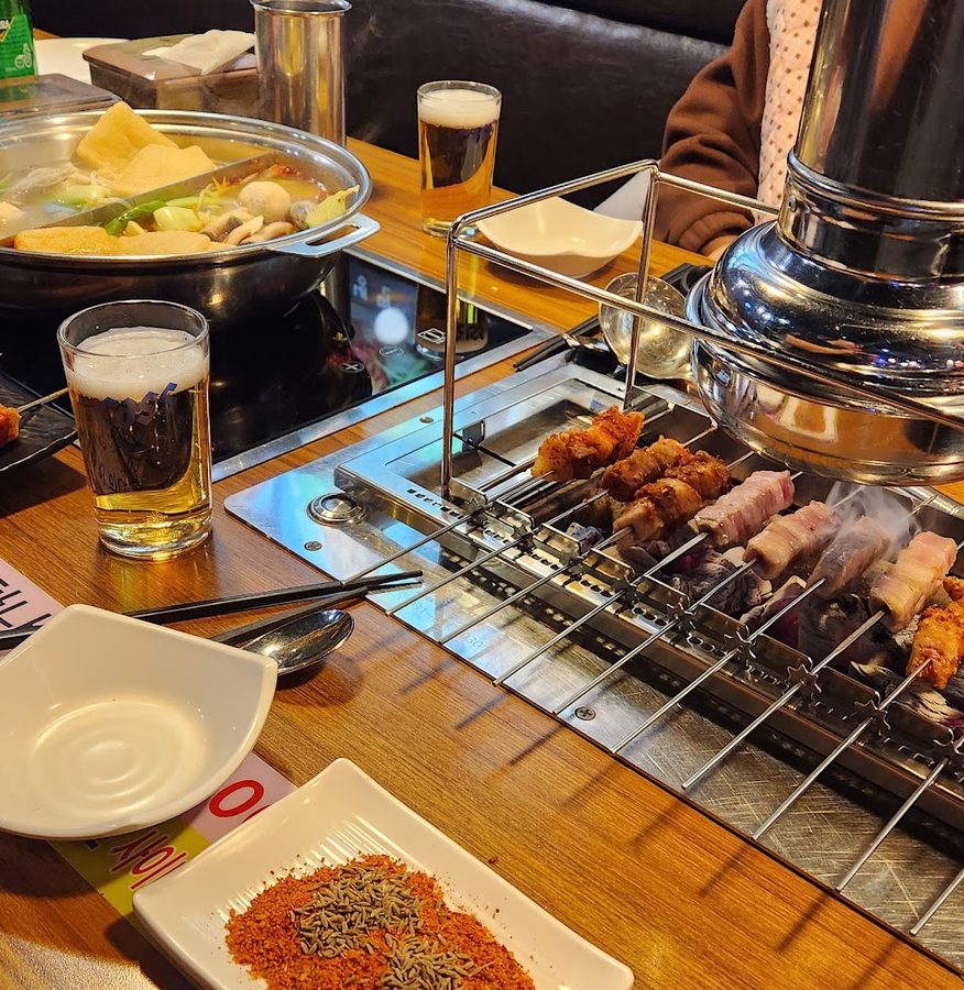 Jjeonhou Yangkkochi & Shabu-shabu