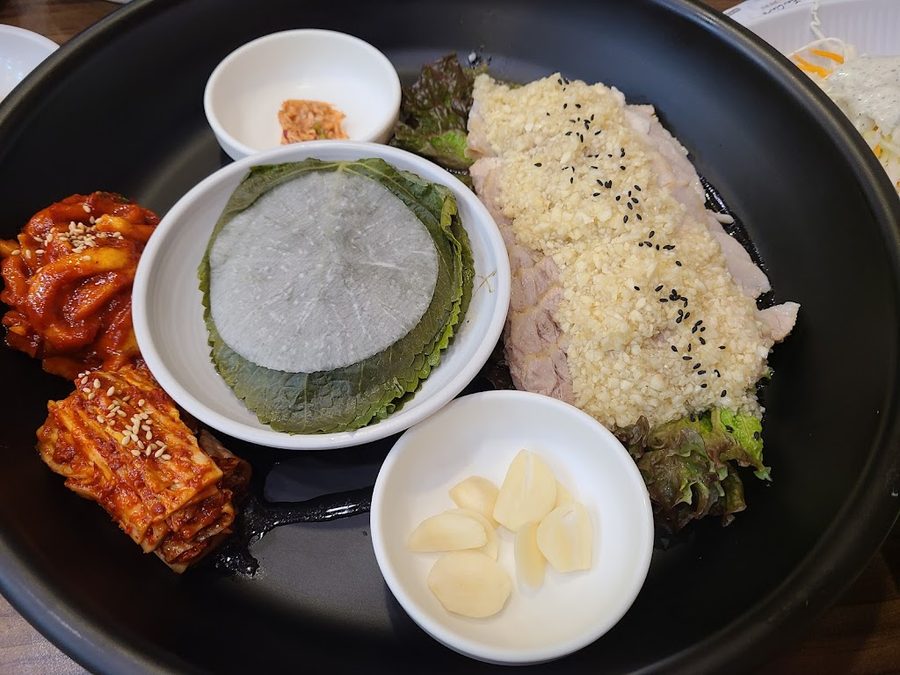 黃金蒜菜包肉