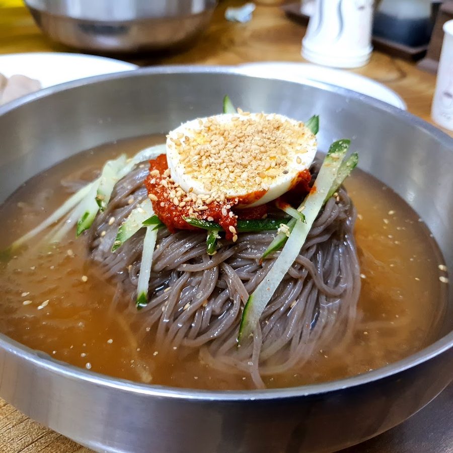 Jeongseon Hwanggi Makguksu