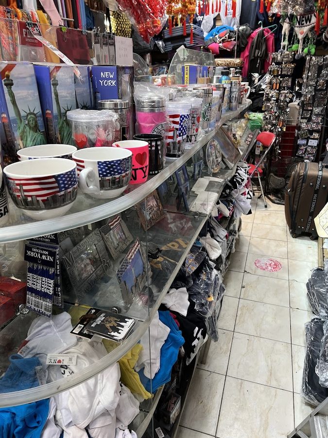New York Souvenir & Gift Center