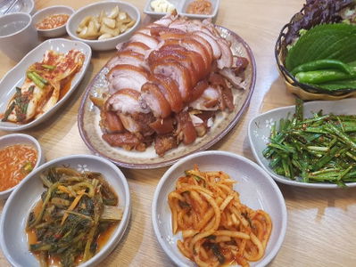 황금 오향족발