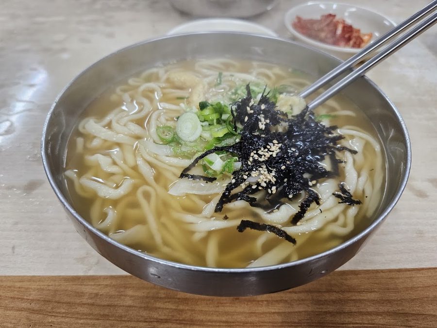 Gangdaegam Son Kalguksu