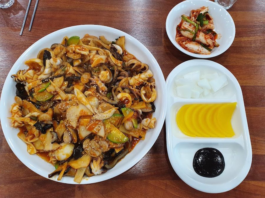 Hwanggeum Jjajang