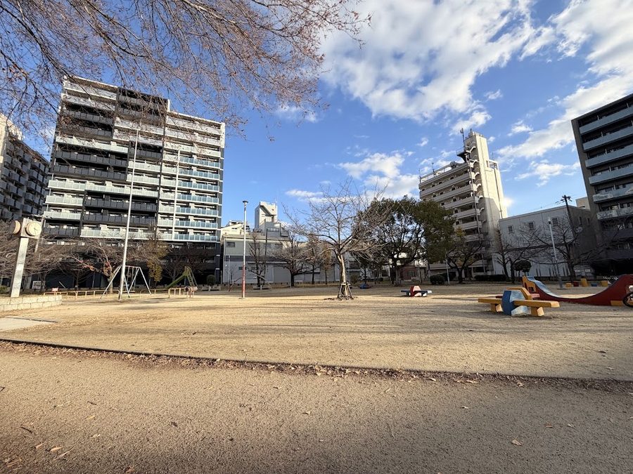 Aizen Park