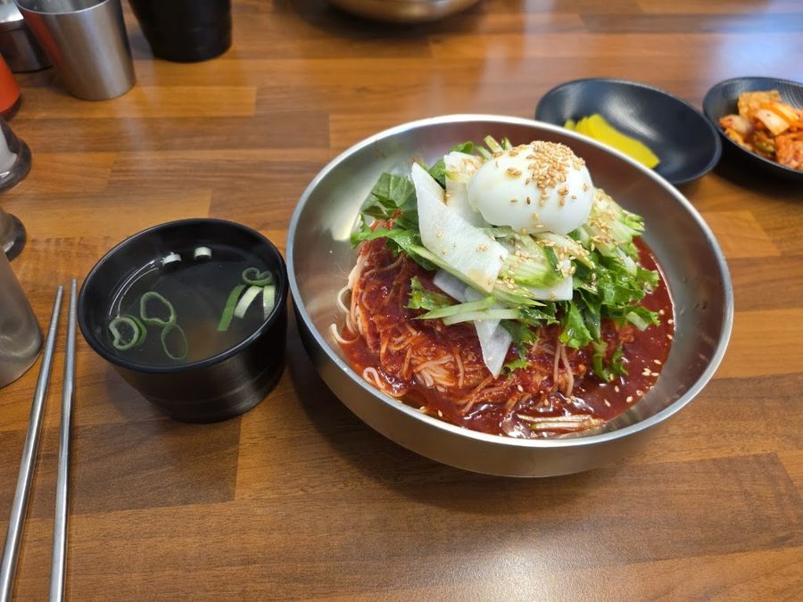 Doksan Guksujip