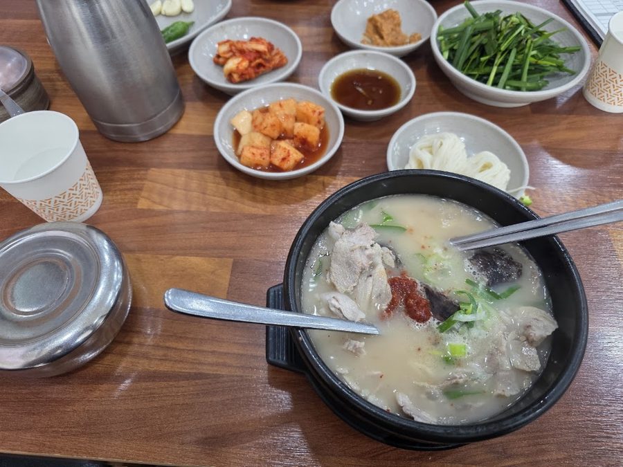慶州朴家湯飯 社稷直營店