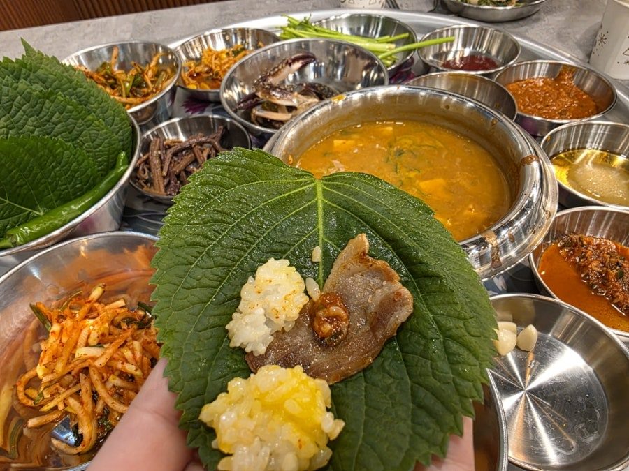 보석식탁