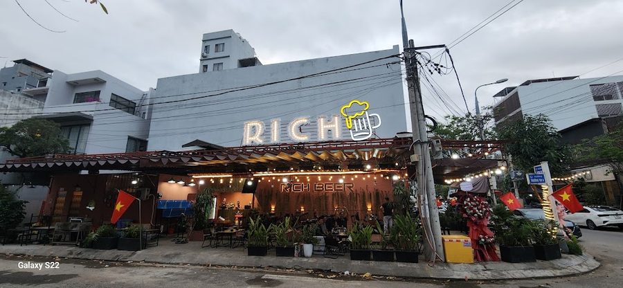 RICH BEER