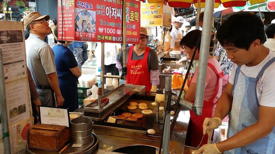 Gukje Market Manmul Street
