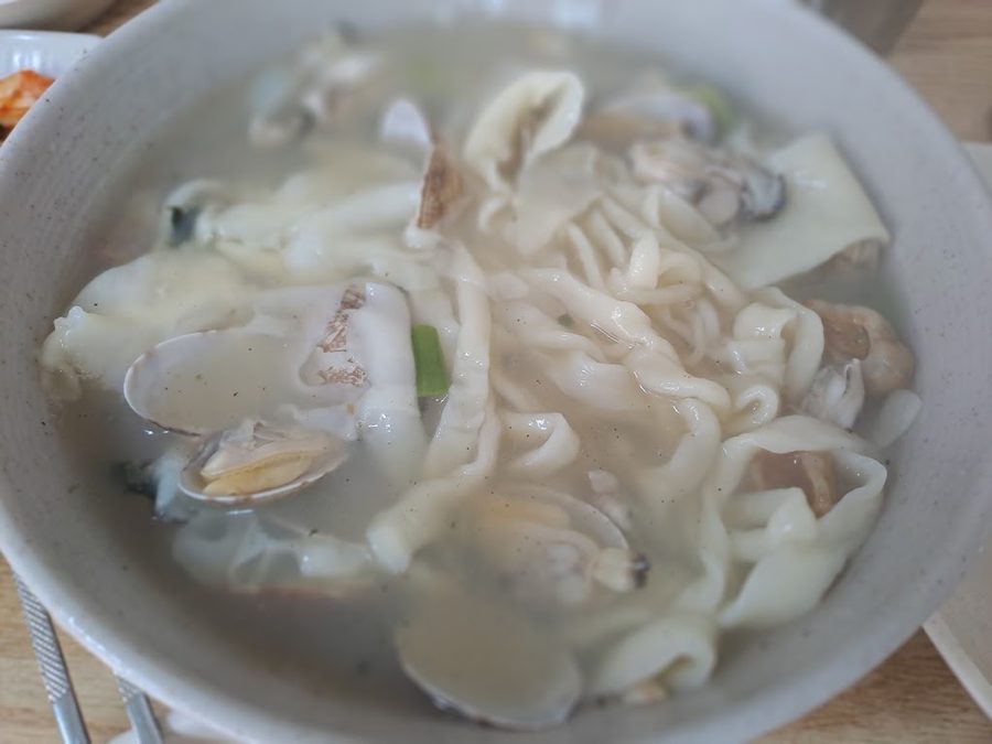 Baekgane Haemul Kalguksu