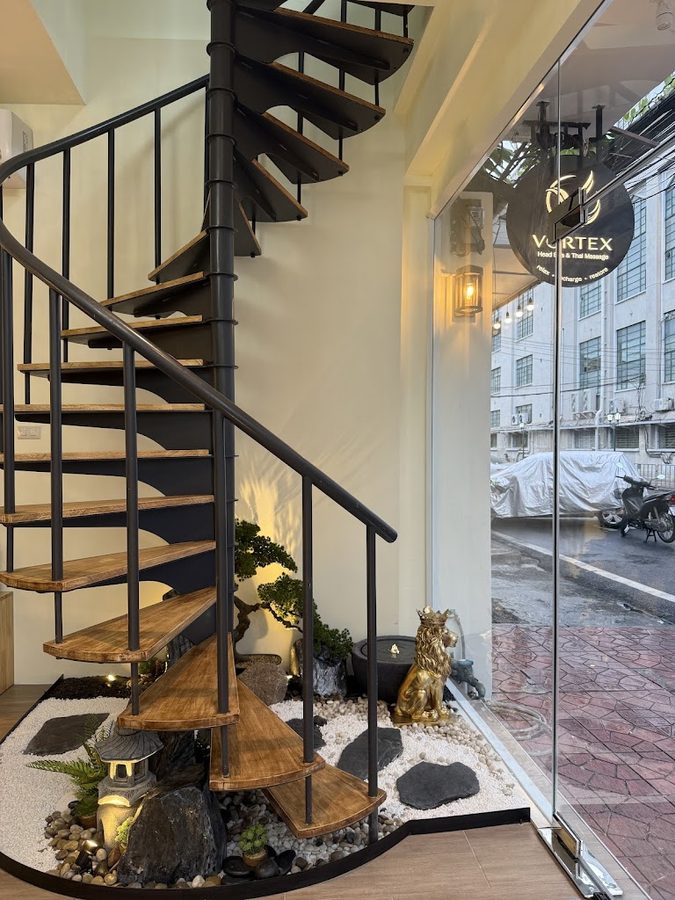 Vortex Head Spa & Thai massage - Old Town Bangkok