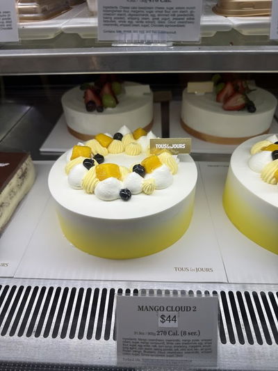 Tous les Jours Bakery & Cafe Little Tokyo