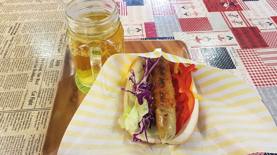 Hot Dog Laboratory & Tea House