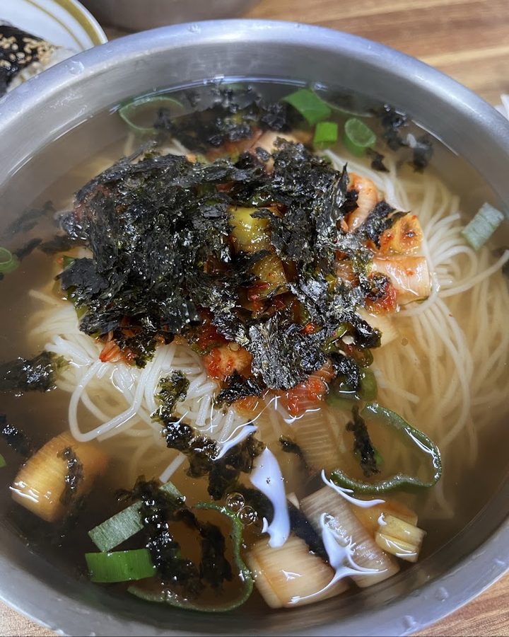 Somunnan Myeolchi Guksu