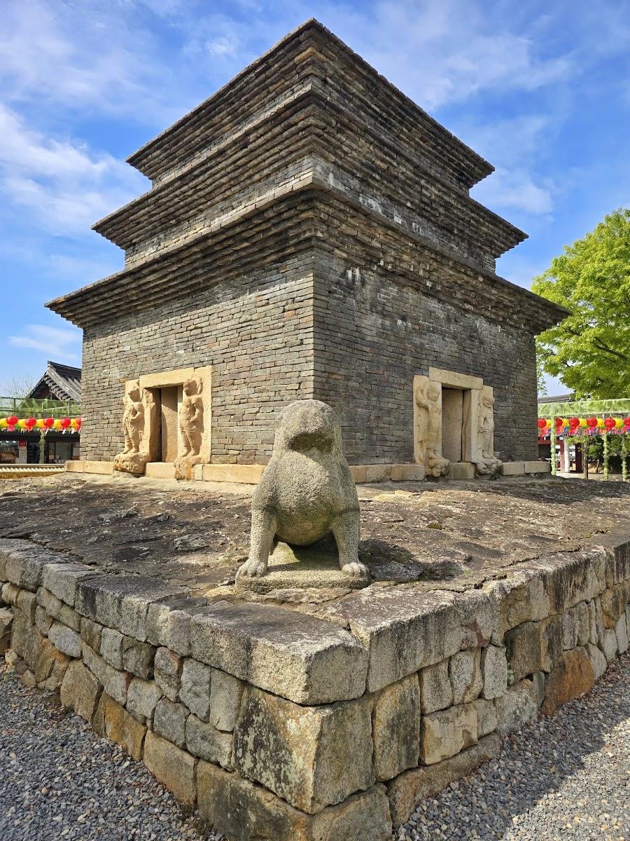Bunhwangsa Temple