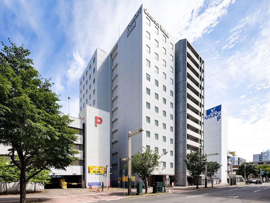 Super Hotel Sapporo-Susukino (Natural Spa Karanuma-no-Yu)