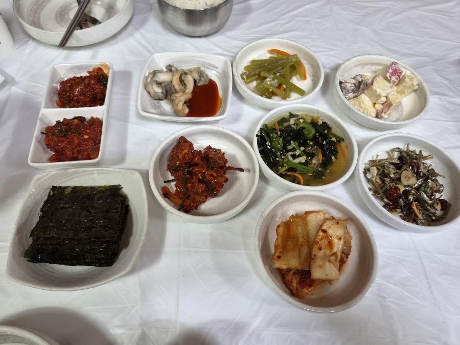 콩새식당