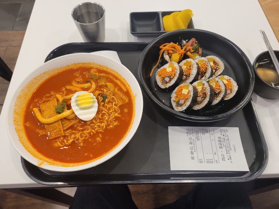 싸다김밥서여의도점