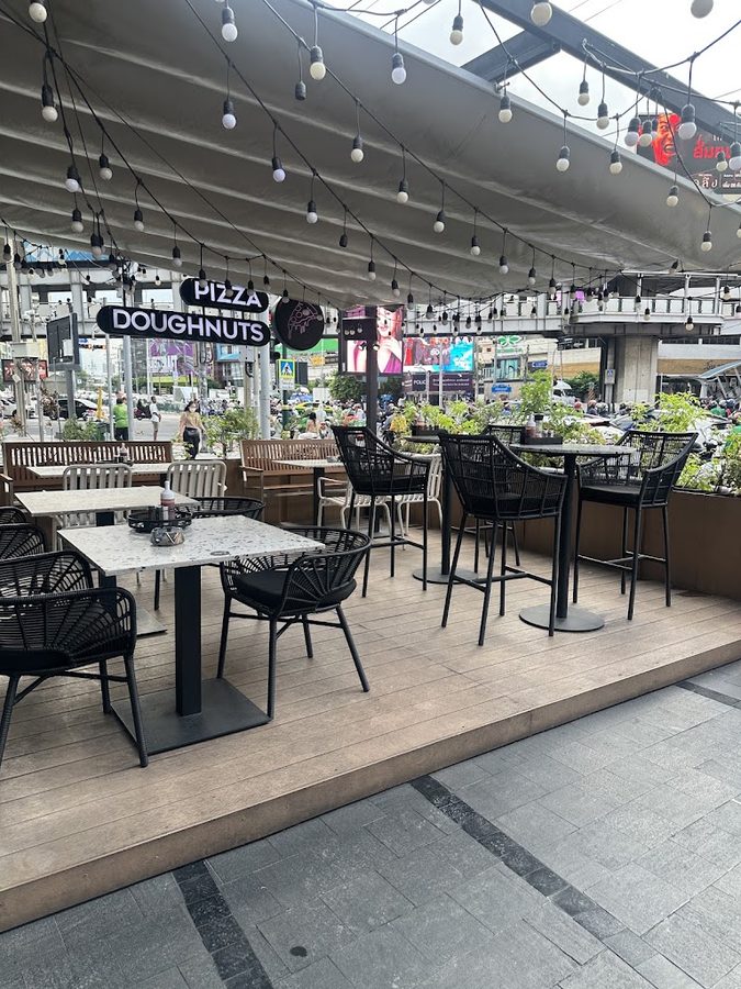 Dough Bros. Pizza & Doughnuts (Interchange 21 - Asok)