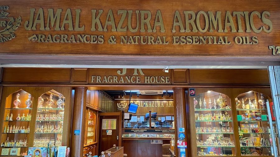 Jamal Kazura Aromatics (728 North Bridge Road)