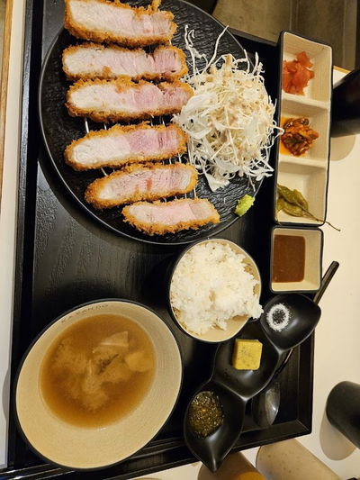 カツカレーとカツサンド