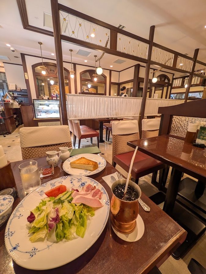 椿屋カフェ 池袋東口店