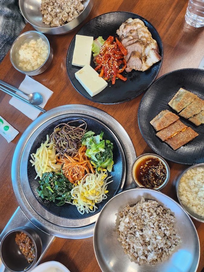 Hill House floor Gapyeong pine nuts, tofu