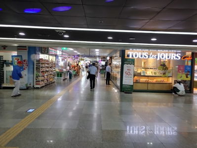 Tous Les Jours Euljiro 3-ga Station Branch