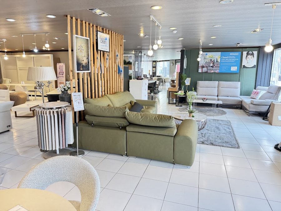 Seongjeong Furniture Department Store