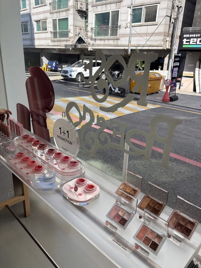Hince Seongsu Flagship Store