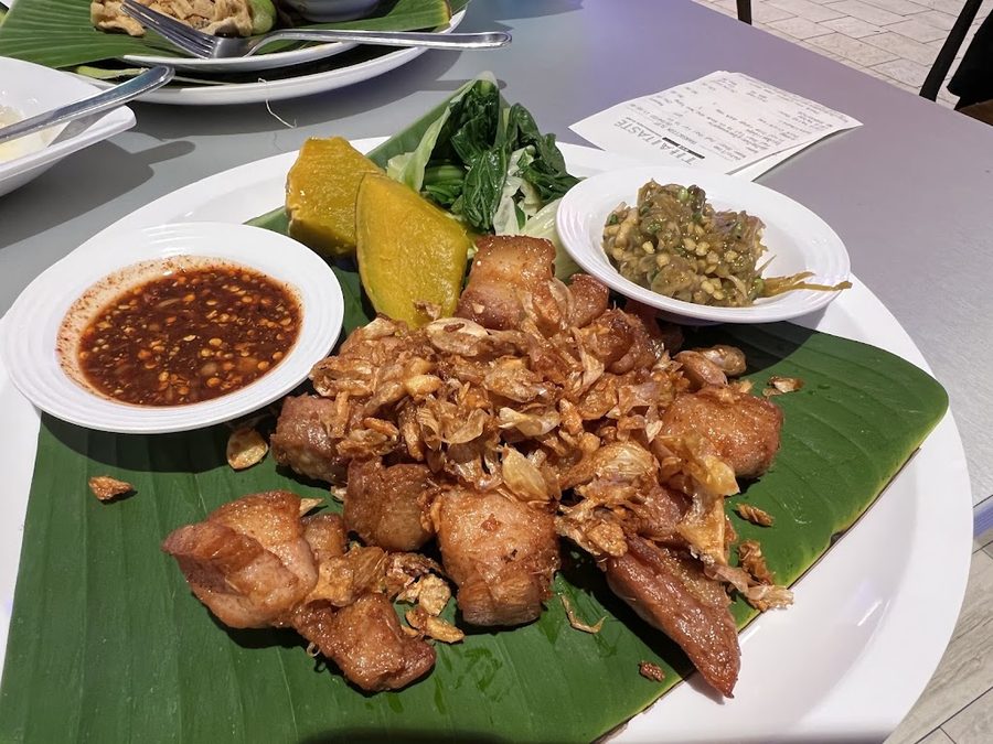 Pad Thai Fai Ta Lu (Mahanakhon Cube)