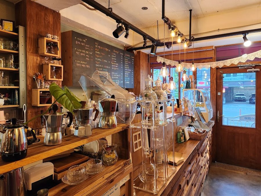 Byeolbit Cafe Dalbit Cha