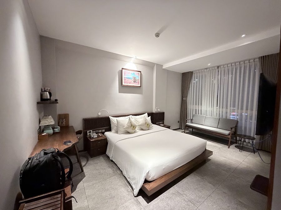 KHÁCH SẠN CHERRY BOUTIQUE