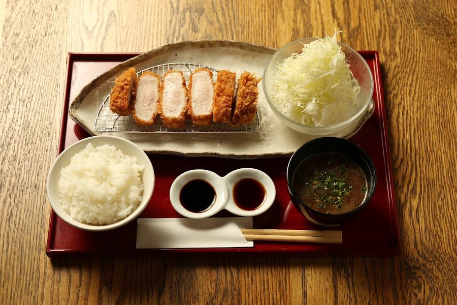 Okura, charcoal-grilled Tonkatsu pork cutlet