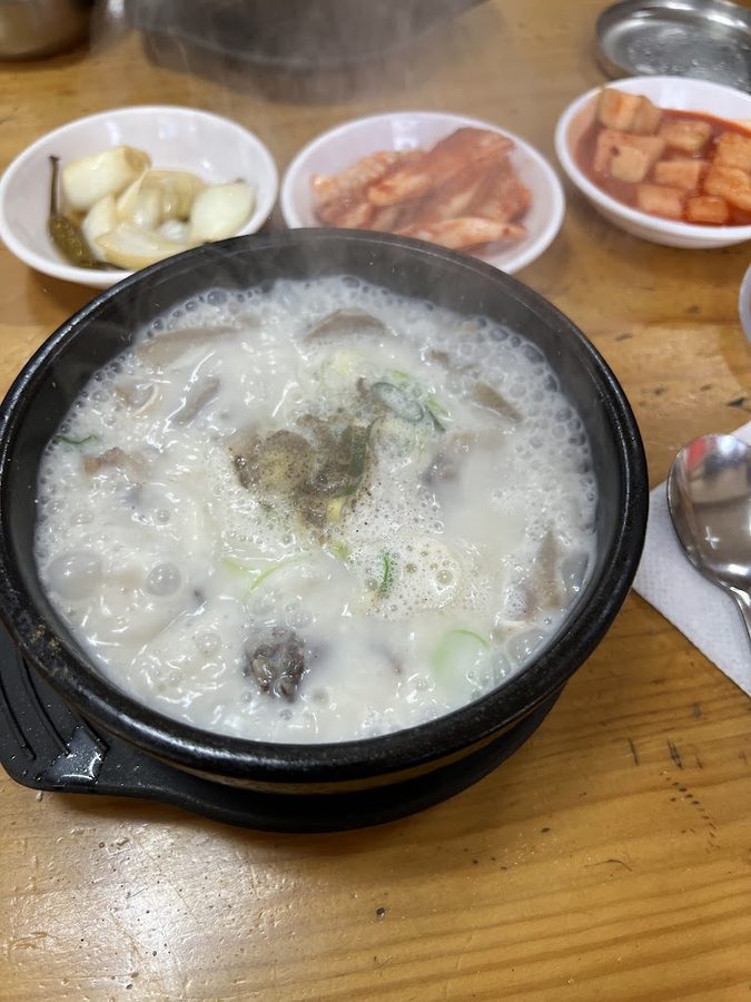 Keun Mam Halmae Sundae Guk Bae Bong Sageori Branch