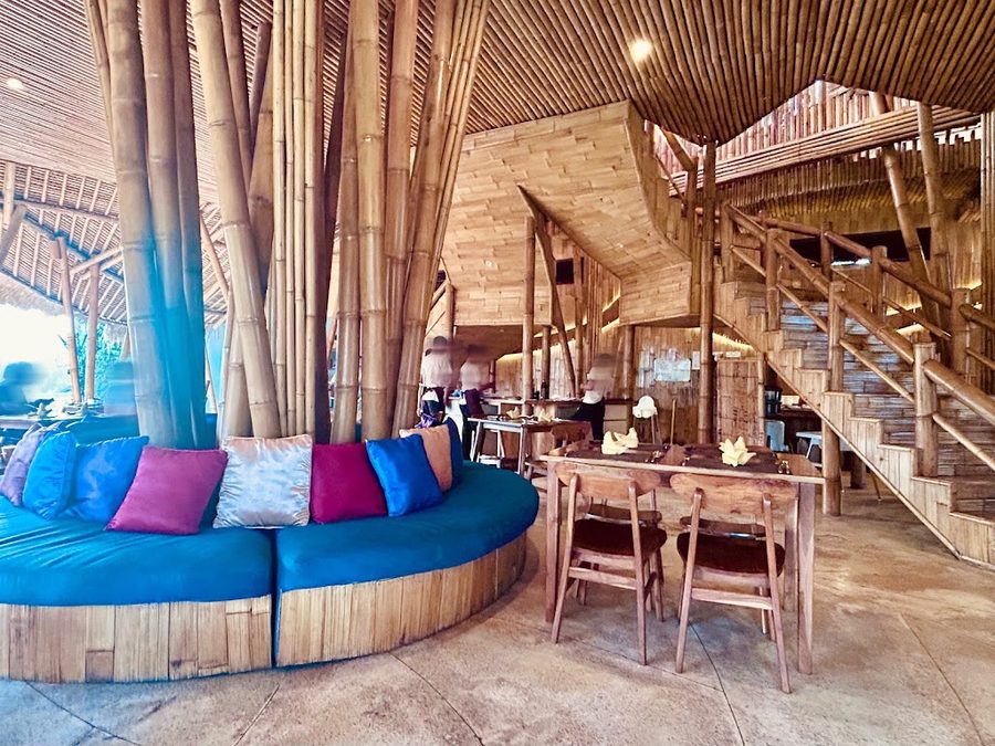 Tebasari Resto, Bar & Lounge