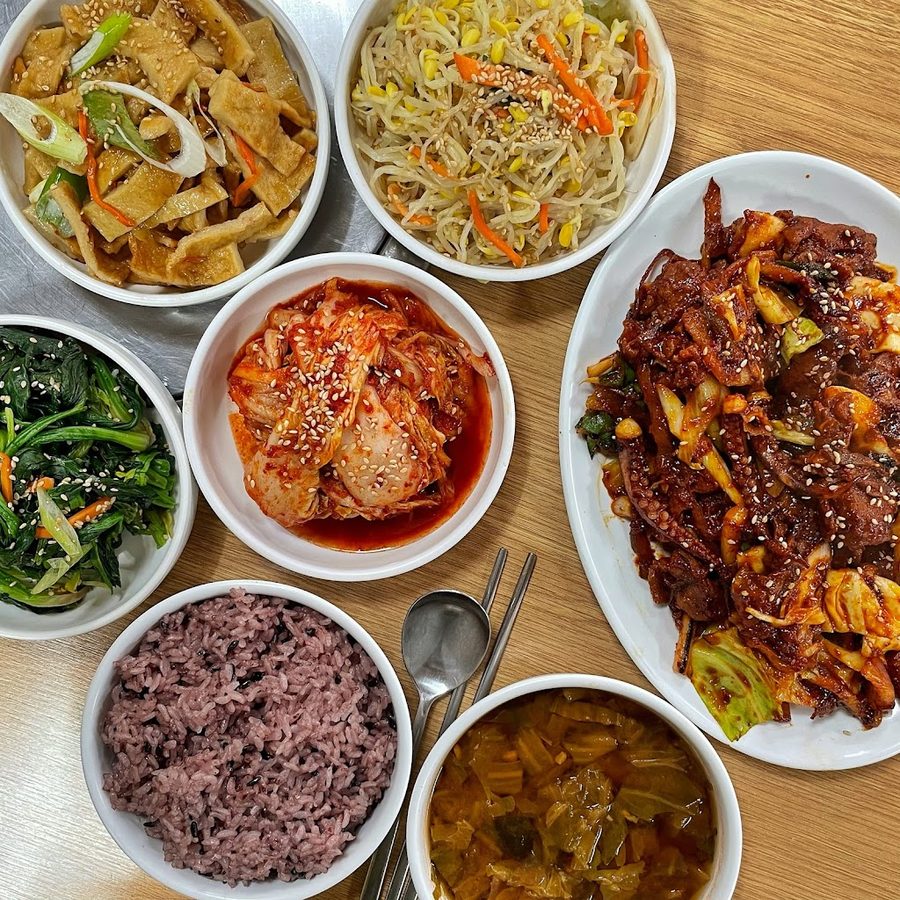 Jinmi Gisa Sikdang