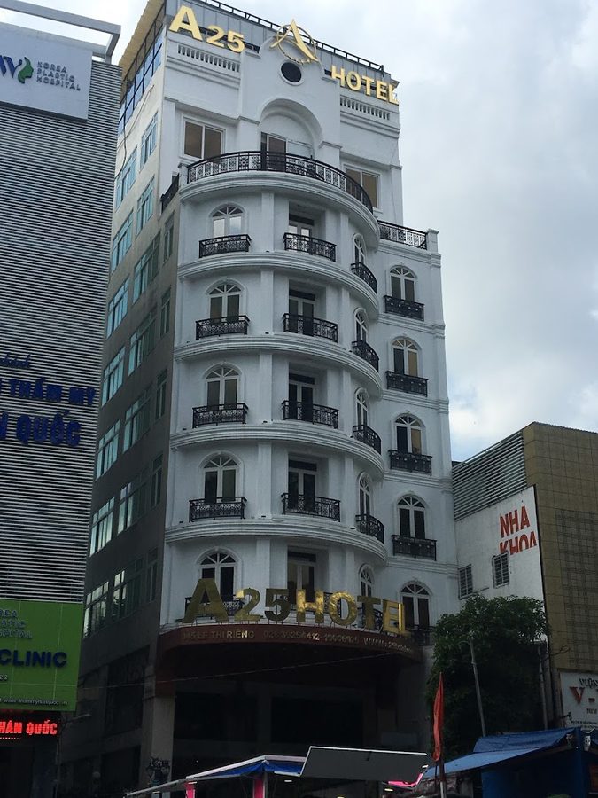 Queen Ann Hotel Sai Gon