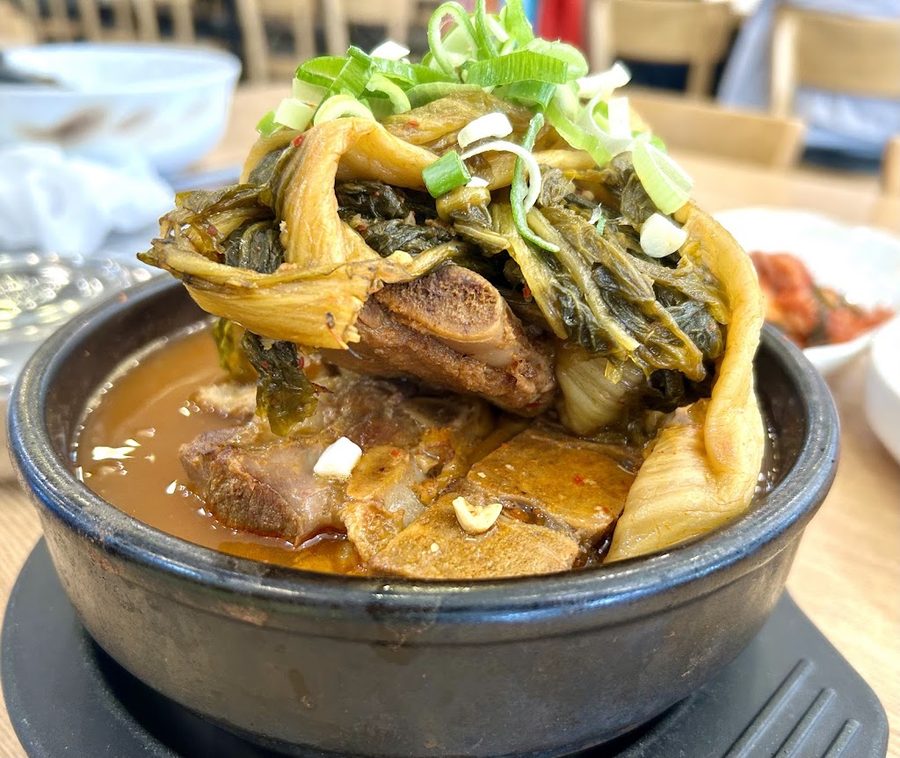 Yumyeonghan Gamjatang
