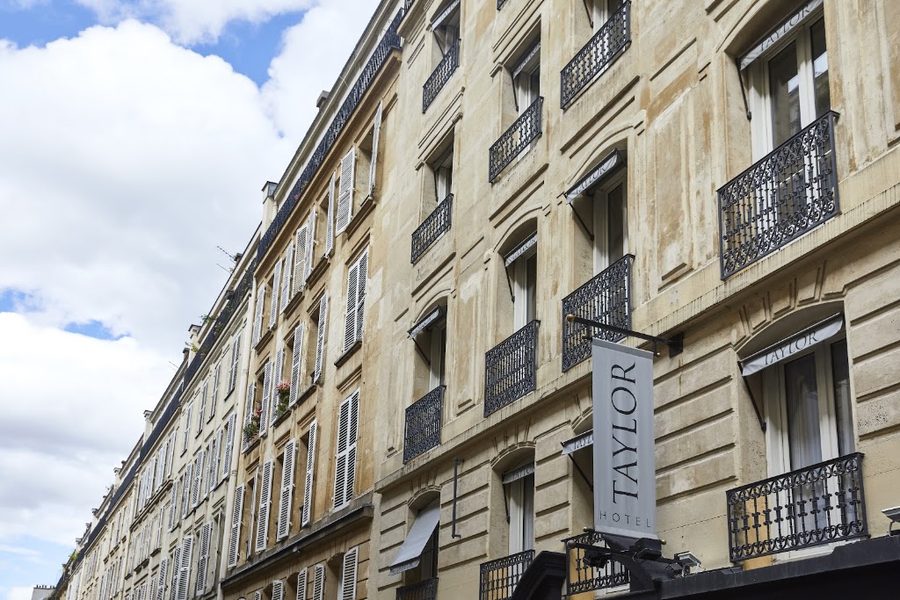 Renaissance Paris Republique Hotel