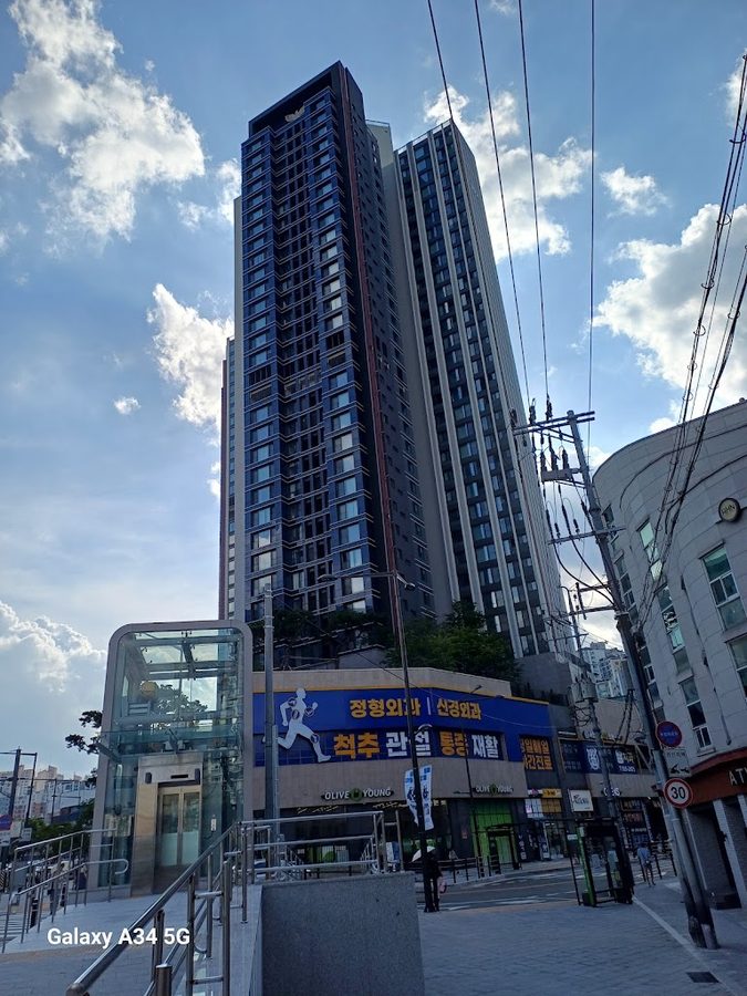 吉音站樂天Castle Twin Gold