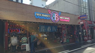 Vintage Shop